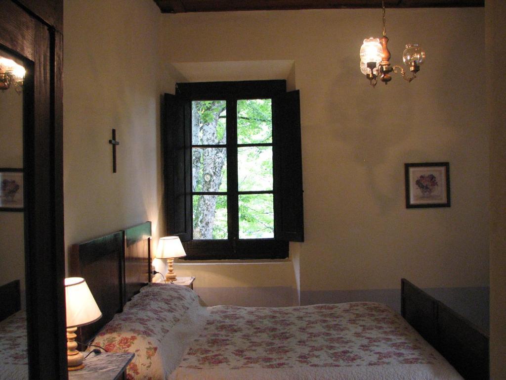 Locanda Dei Baroni - Antica Dimora Camaldoli Habitación foto